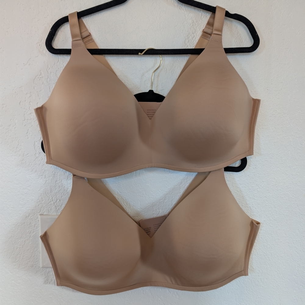 Soma Set of 2 Vanishing 360 Wireless Bra 44DD Nude Warm Amber Smoothing